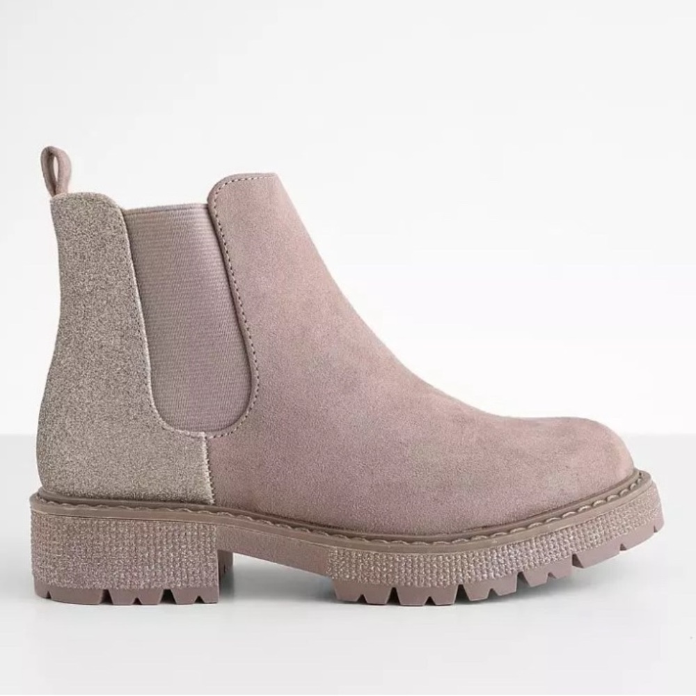 NIB - Girl’s Steve Madden Glitter Ankle Boot
